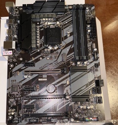 GIGABYTE Z390 UD Intel 8th/9th Gen DDR4 LGA 1151 SATA 6Gb/s ATX Motherboard
