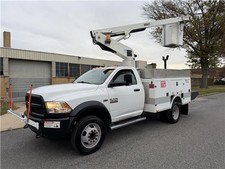 2016 RAM 4500 VERSALIFT BUCKET BOOM TRUCK ONE OWNER