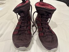 Nike Womens Rosherun HighSneakerboots Purple 615968-601 FauxFur Lace Up Sz 10
