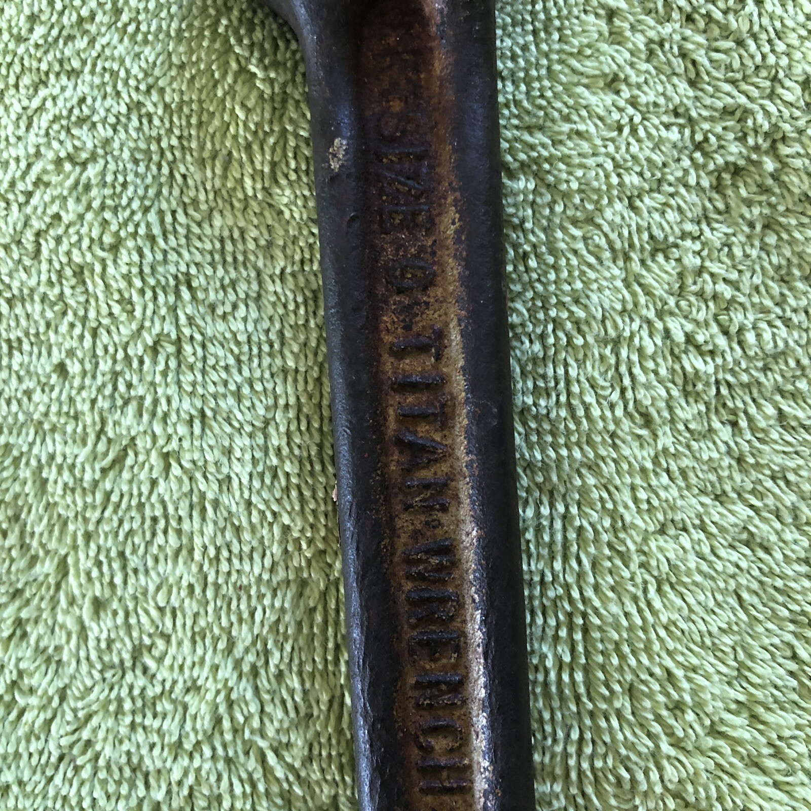 Gearench VW0 Titan Valve Wheel Wrench Size 0, Swingline 96 HvyDty