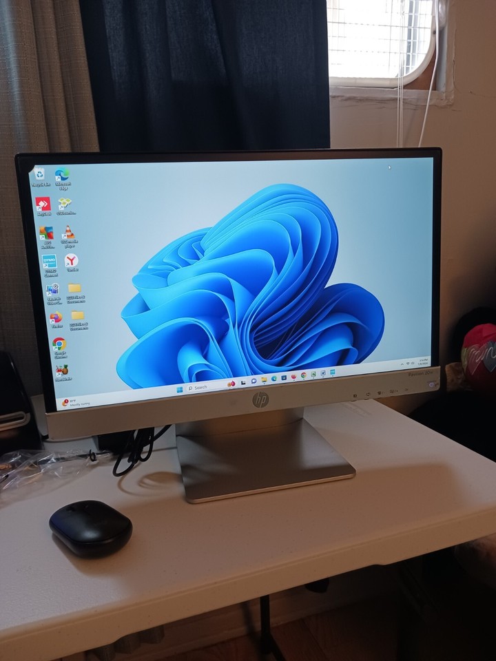 HP Pavilion 20xi Computer Monitor With AC ADAPTER and AVG cable eBay