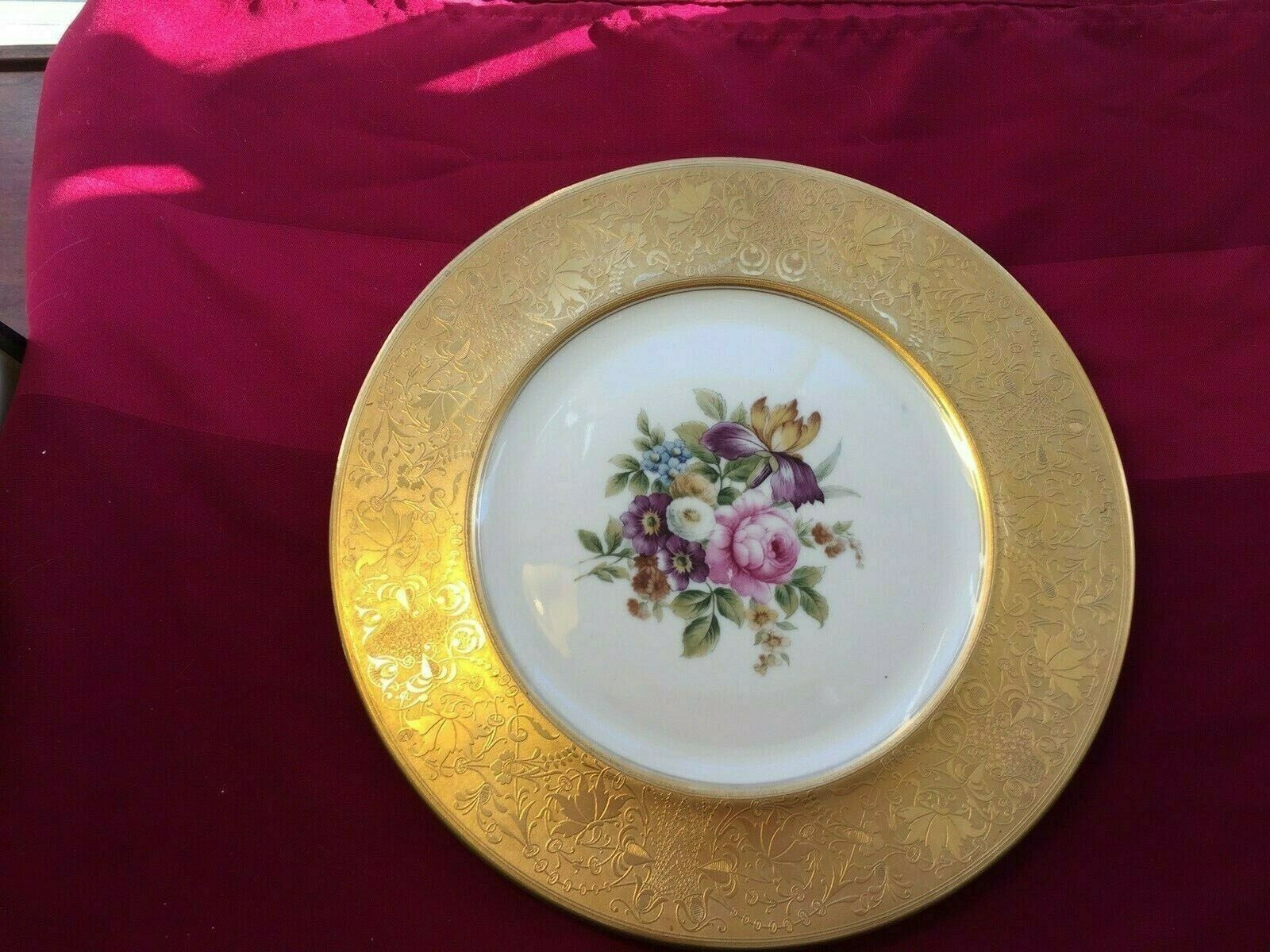Vtg WHEELING DECORATING CO 22Kt. Gold Encrusted Flowers Plate 10 7/8" eBay