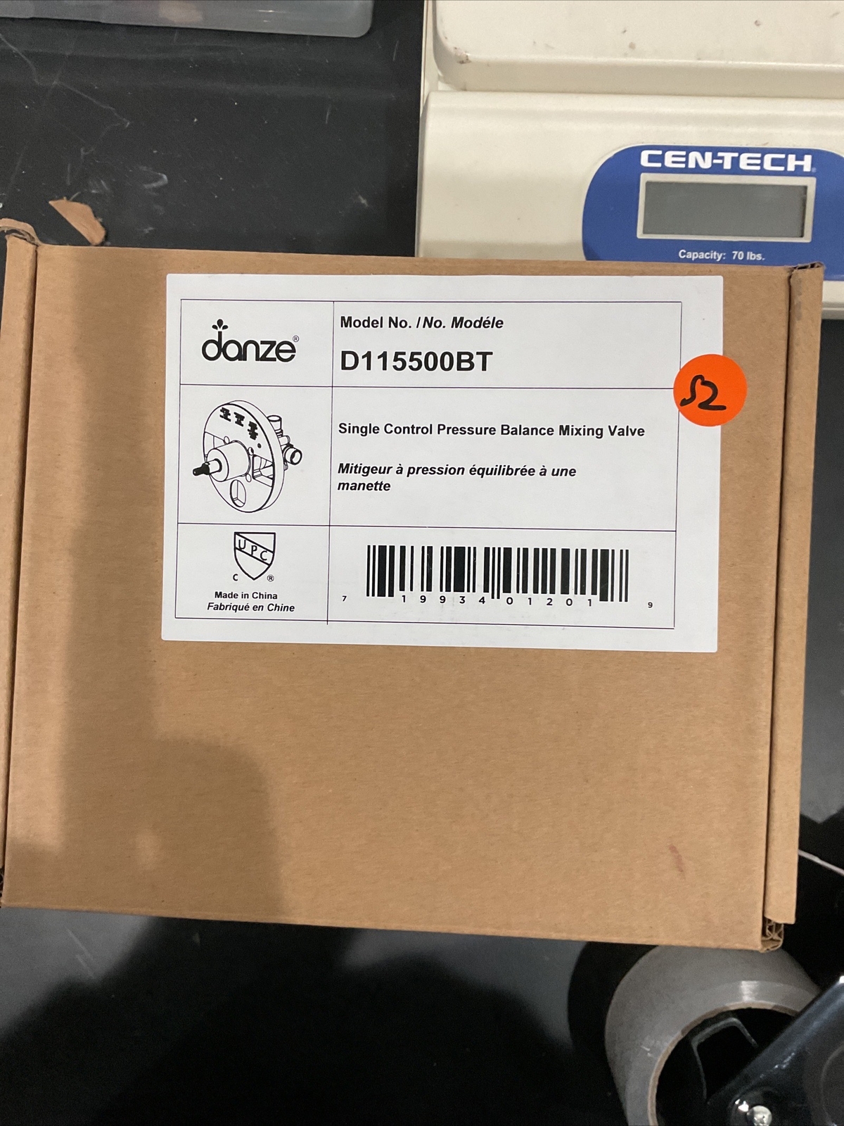 Danze Single Control Pressure Balancing Mixing Valve D115500