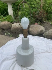 Vintage Marta Mid Century Modern Pottery Table Desk Lamp versatile oyster color