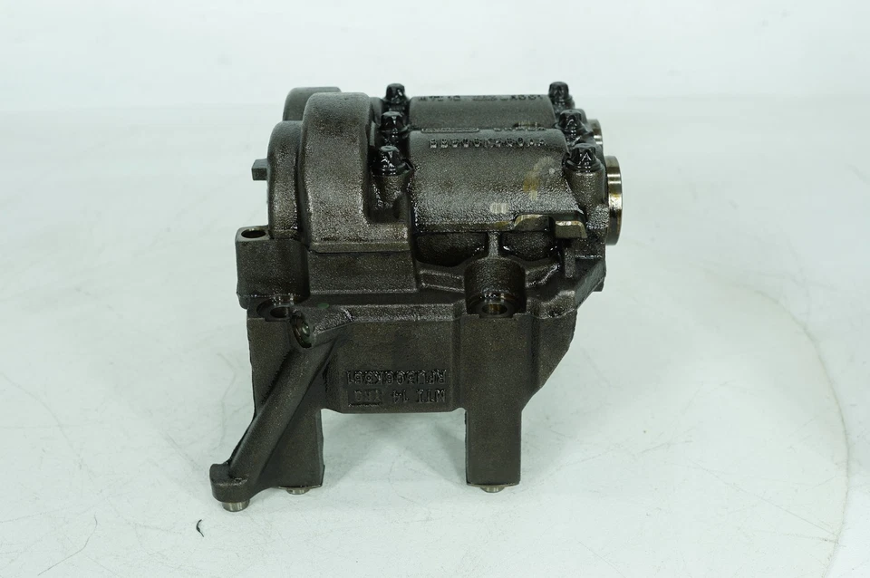 13-15 Jaguar XF 2.0L AT RWD OEM Petrol Oil Pump Balance Shaft - Image 4 of 4