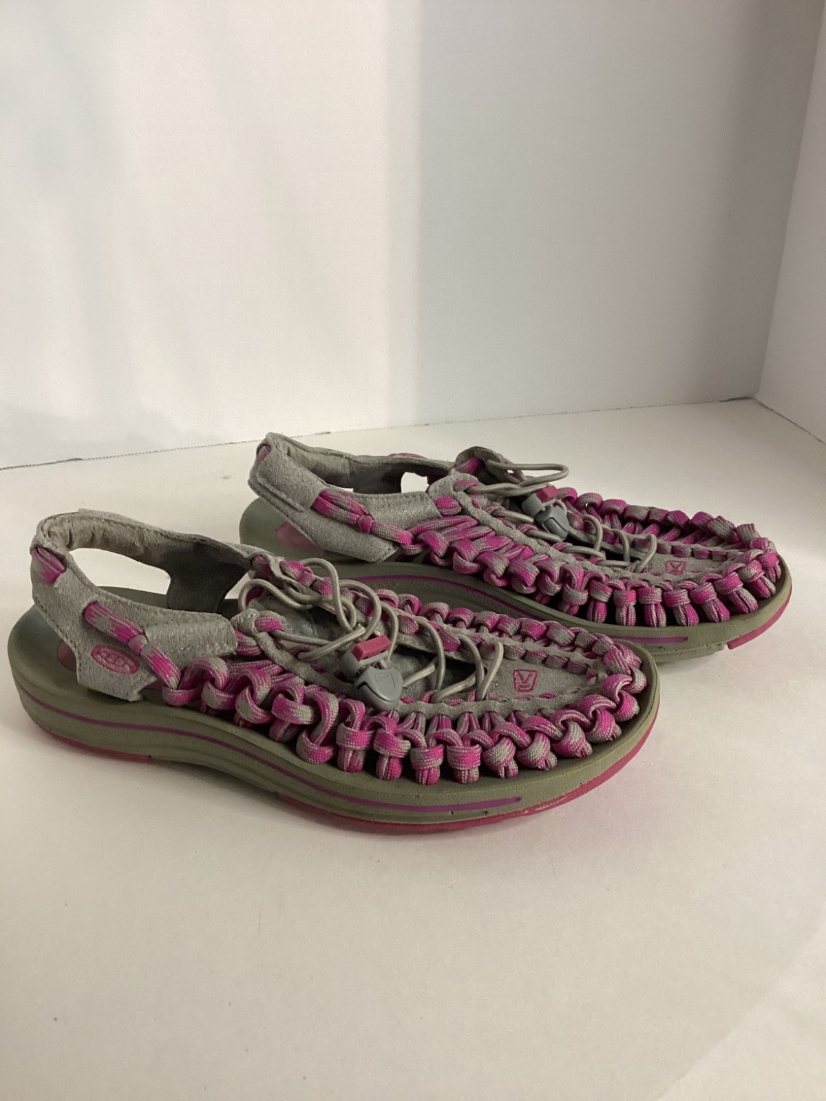 Sandali sportivi Keen donna taglia 7 Uneek Fisherman 1013244 viola slip on