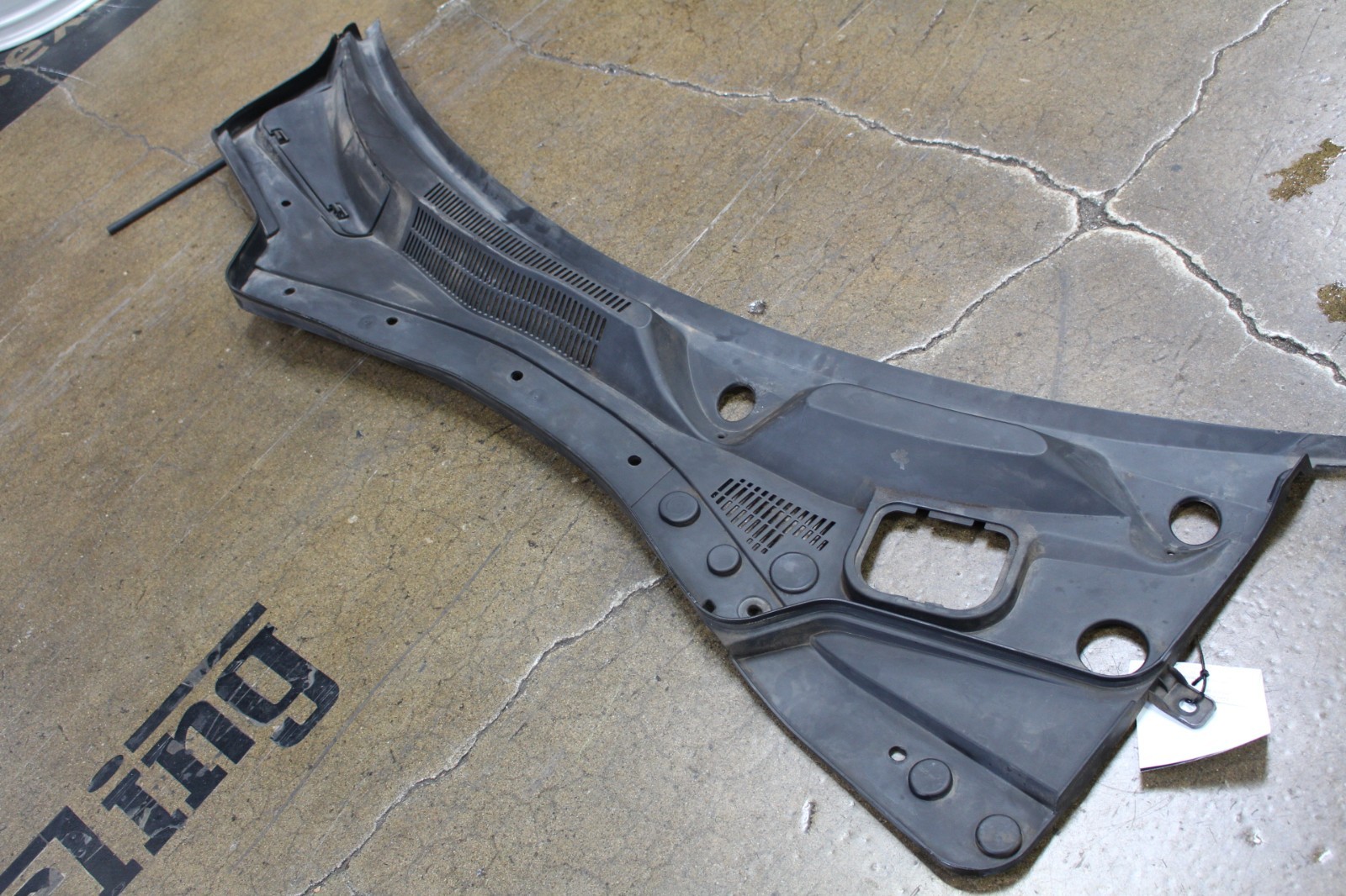 Maserati Ghibli, Cowl Vent Panel, Used, P/N 670025634