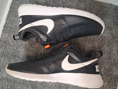Nike Roshe One JDI Leather Black White Size Women 10 / Men 8.5 833928-008