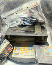 Nintendo NES Console Bundle Controller Zapper Super Mario Bros/Duck Hunt Manual