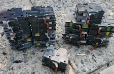 (25) 20 Amp Circuit Breakers Mostly FPE Stablok