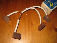 SET SPAZZOLE MOTORINO AVVIAMENTO LUCAS M100 INERZIA - TRATTORE ROVER TRIUMPH LANDROVER