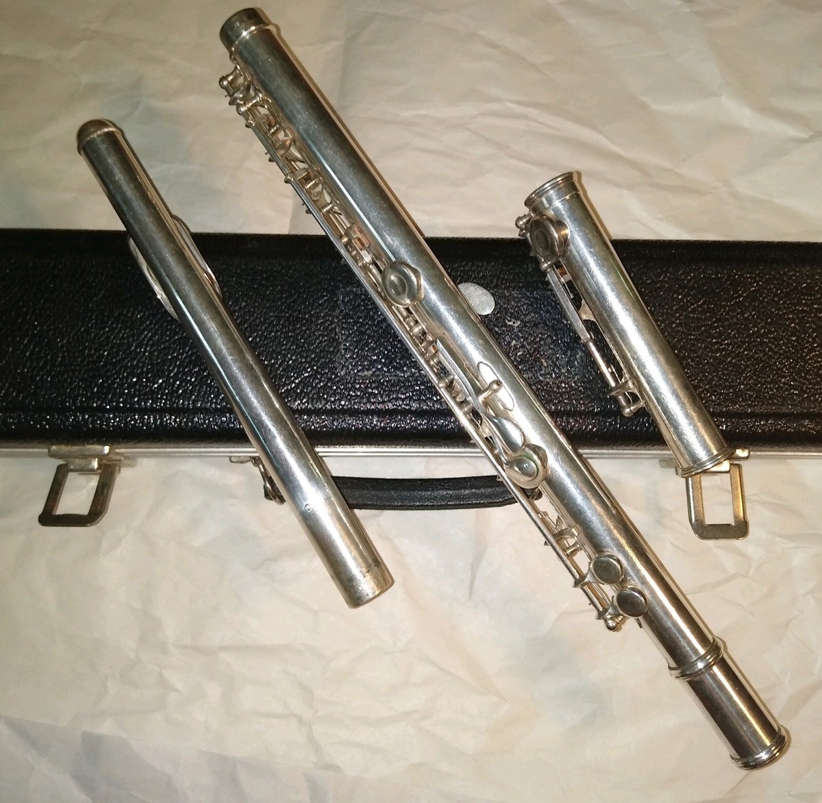 s-l1200.jpg s-l1200.jpg