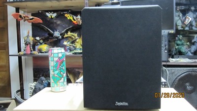definitive technology subwoofer 700 watts