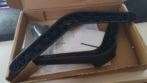 Supporto TV Universale Da Tavolo In Lega Di Alluminio - Piedini Neri Per TV 32-55 Pollici Con Viti - Base Sostitutiva Fino A 75kg