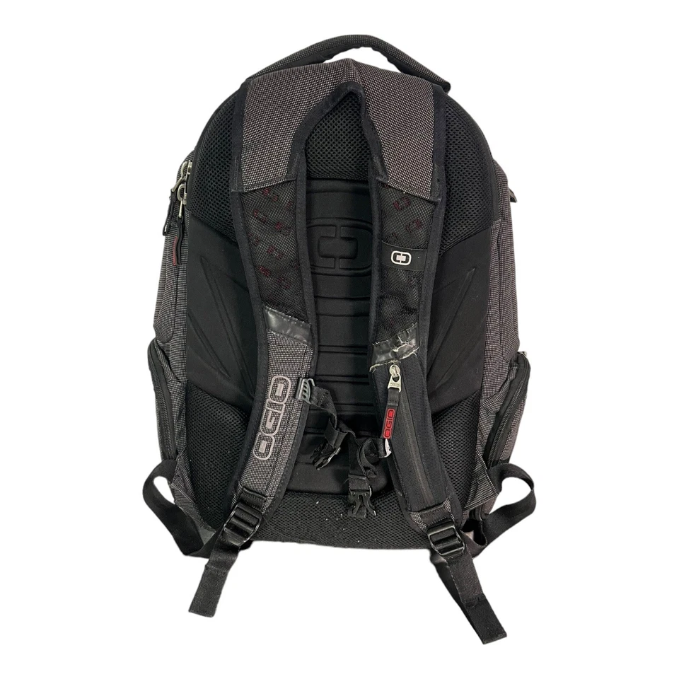 Mochila gris OGIO Renegade RSS 17 para computadora portátil de 17" bolsa de trabajo escolar Foto 3 de 4