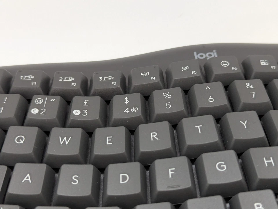 Logitech Wave Keys wireless ergonomic keyboard palm rest Bluetooth UK graphite - Image 4 of 4