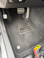 Mercedes X204 GLK Autoteppiche Fußmatten Satz Velour Schwarz Gute Erhaltung Mercedes X204 GLK Autoteppiche Fußmatten Satz Velour Schwarz Gute Erhaltung