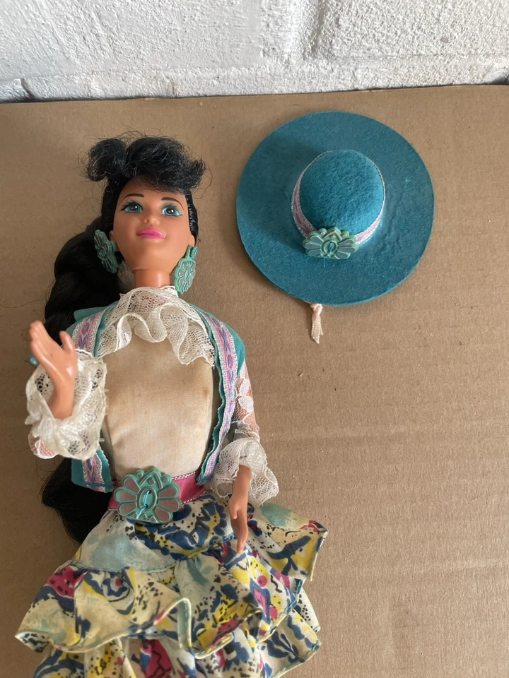 Muñeca Barbie vintage Mattel Western Fun Nia Kira asiática 1989 #9933 Foto 2 de 4