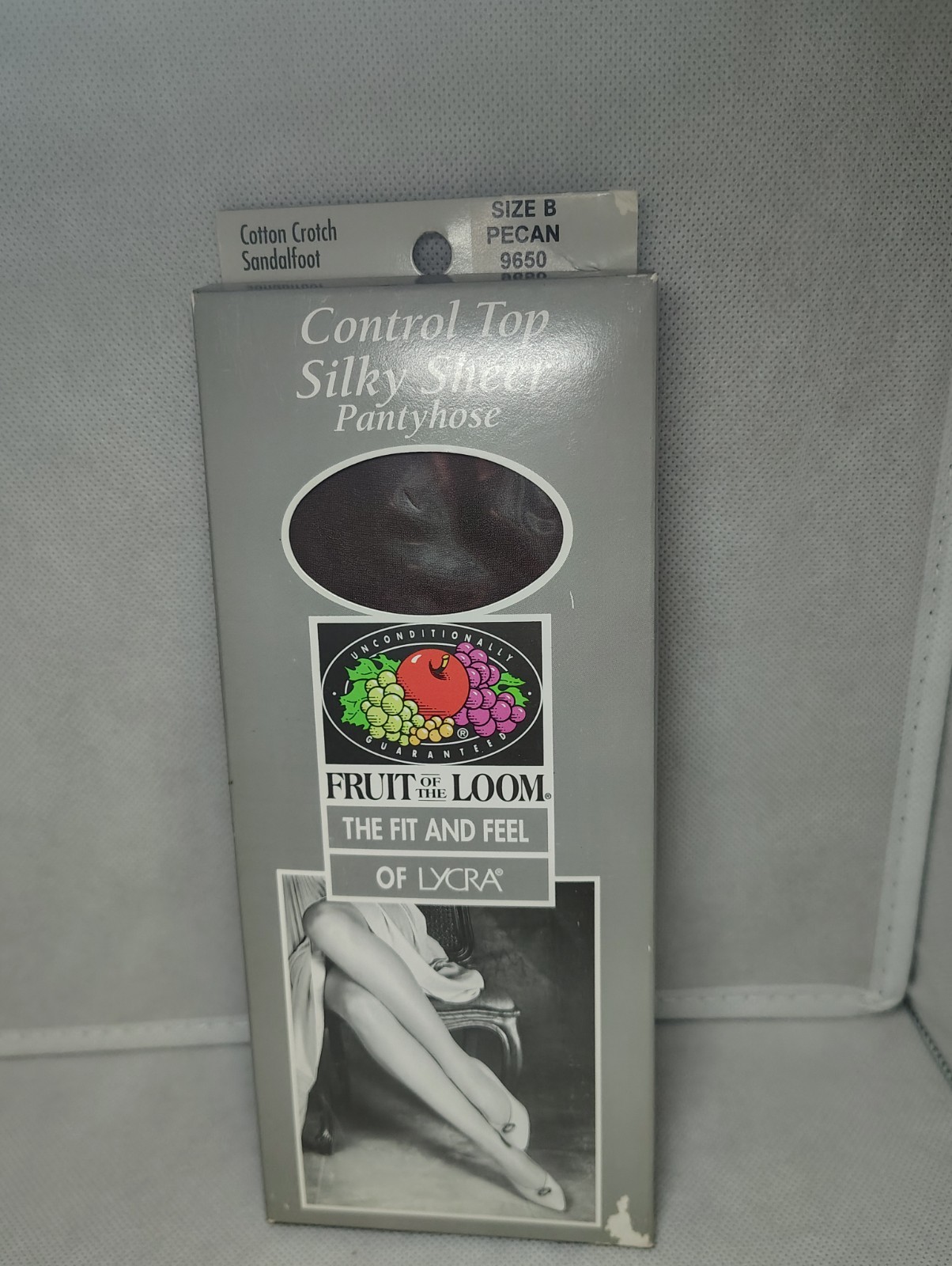 Fruit of The Loom Control Top Pantyhose Sandalfoot Size B Pecan Color (New)