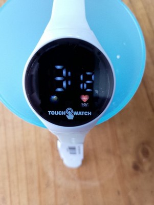 Touch Watch Digital, Uhrzeit, Datum und Puls.