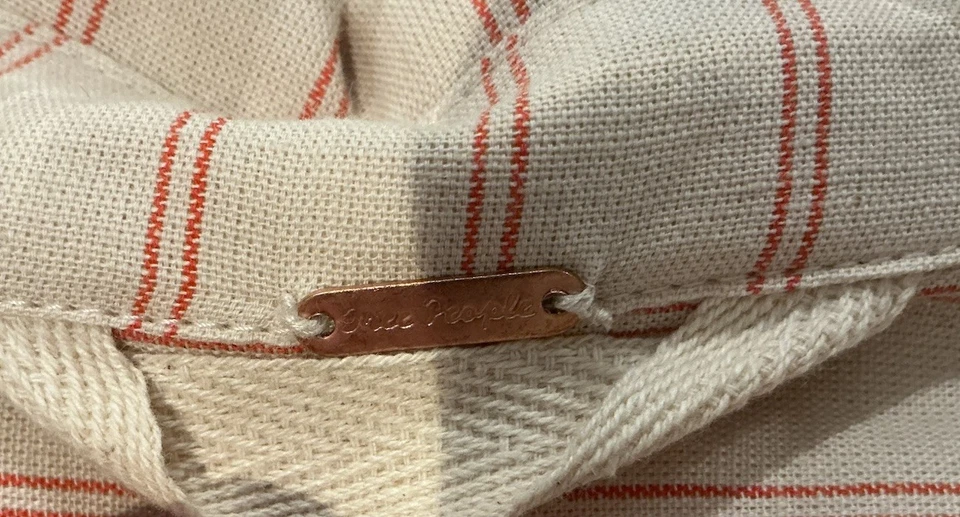 NUEVO TOP FREE PEOPLE Just Like Me abotonado ~ Top boho artístico de gran tamaño talla pequeña Foto 4 de 4