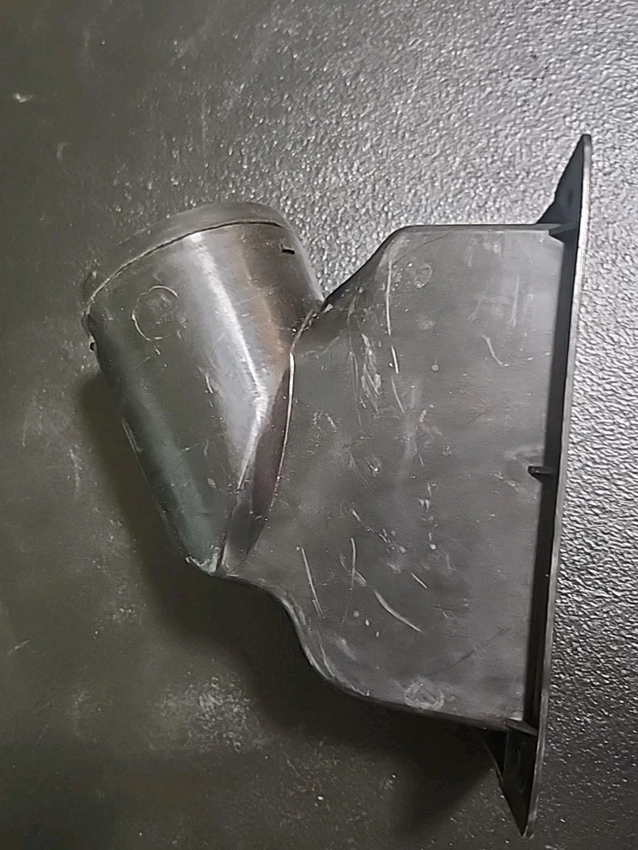 Camión GM 1981-91 ventilación de tablero derecho Foto 4 de 4