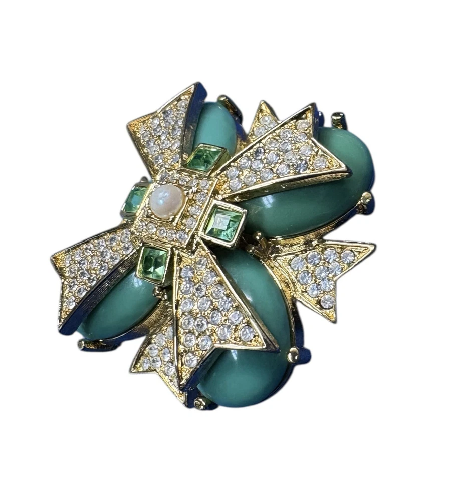 Joan Rivers Maltese Cross Brooch Green Rhinestone Gold Tone Estate Boxed - Image 3 of 4