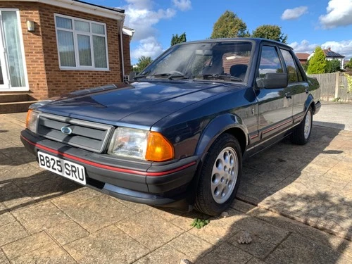 ford orion 1.6i ghia mk1 genuine original ( escort mk3 ) - Picture 10 of 14