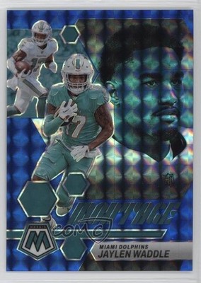 2023 Panini Mosaic Montage Blue Mosaic Prizm 88/99 Jaylen Waddle #M-16 13jg
