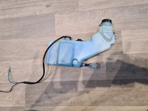 Suzuki DT8C DT9.9C Oil Tank Resevoir Outboard 9.9hp 2 Stroke 69111-92D00 - Picture 2 of 5