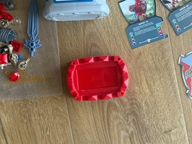 Lego 8785 Knights Kingdom Santis Complete w/Manual and Cards in Container