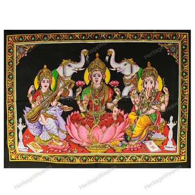 Göttin Laxmi mit Göttin Saraswati und Lord Ganesha, Religiös & Dekor Poster