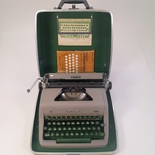 1950'S Royal Quiet de Luxe Typewriter with Case Working  Classic Exc, Pica Font thumbnail
