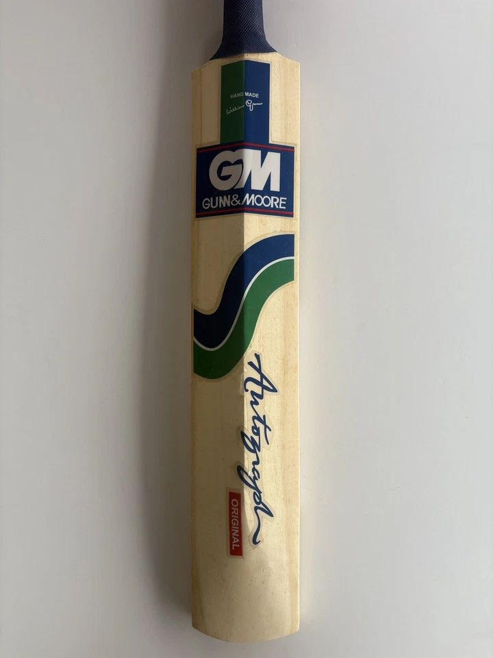 Steve Waugh Signed Full Size Cricket Bat With Signed Photo And Plaque Of Stats - image 2 of 4