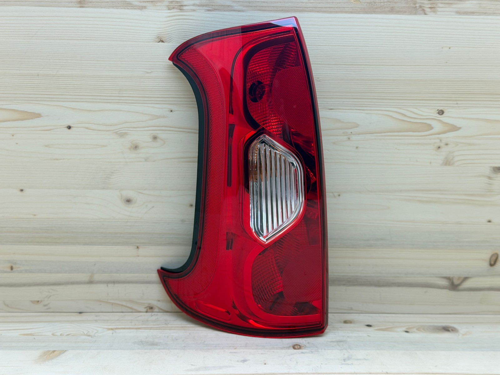 521023570 Fanale Stop Posteriore SX Fiat Panda 3 2012-2026 Usato Originale