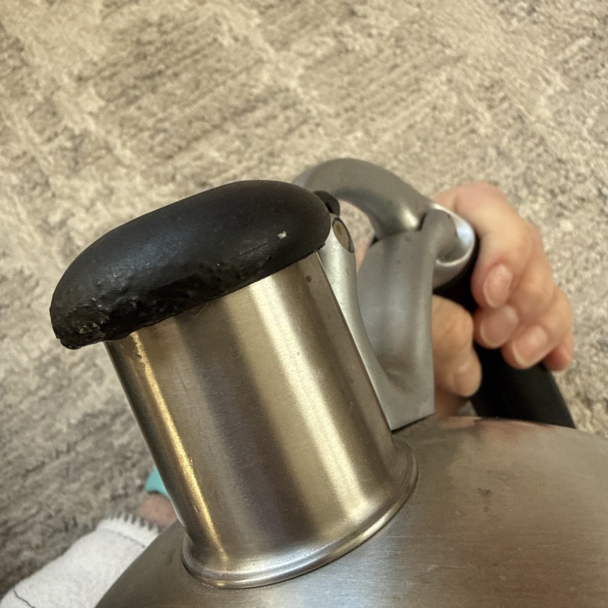 OXO Uplift Tea Kettle 18/8 Stainless Steel 2 QT/1.9 L Good Grips