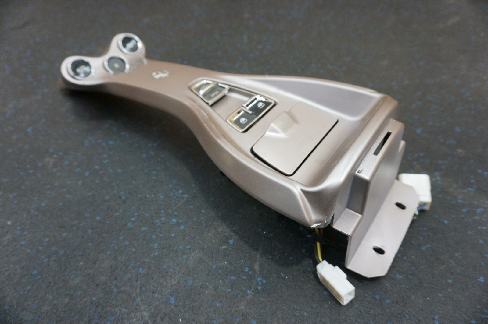 DCT F1 Shifter Window Sunroof Switch Ashtray LHD USA Ferrari California 12 *NOTE