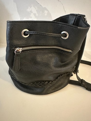 Forever 21 Drawstring Crossbody Bucket Bag - Picture 6 of 6