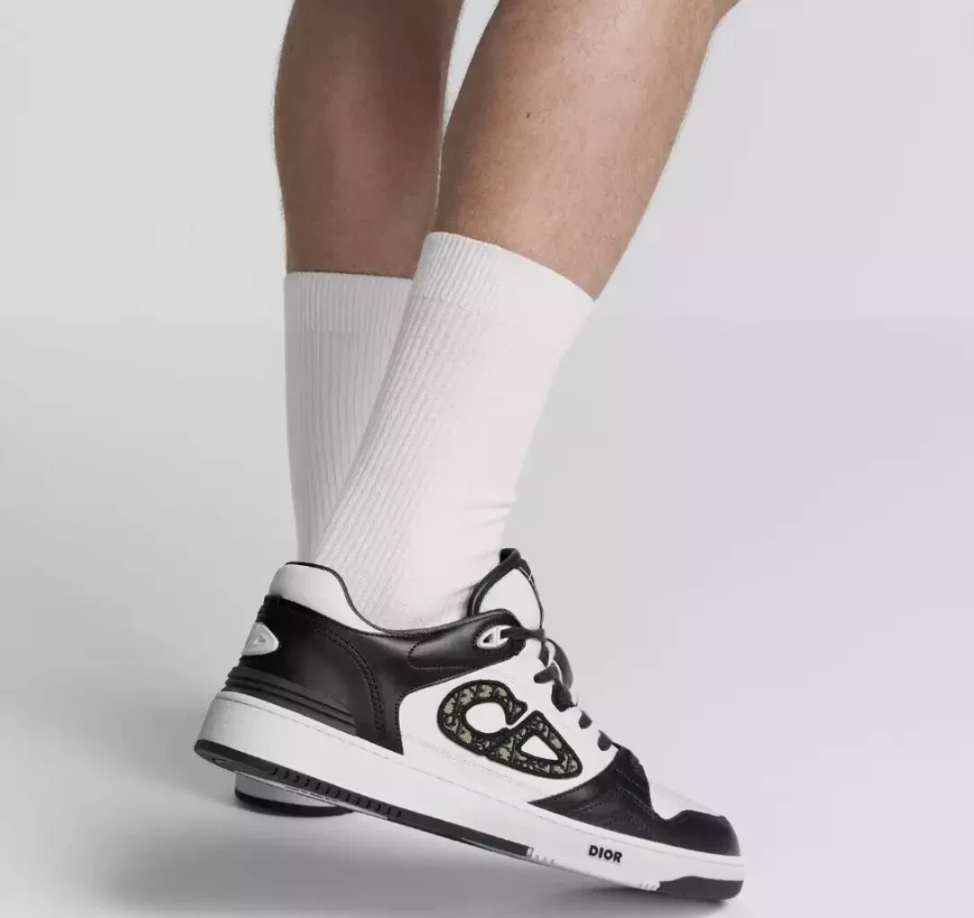 Dior B57 Mid Top Oblique Sneakers - Black/White EU Size 43