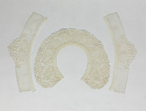 Vintage ANTIQUE 1920's-30's Ivory color drawn LACE floral collar & cuffs set - Picture 7 of 12