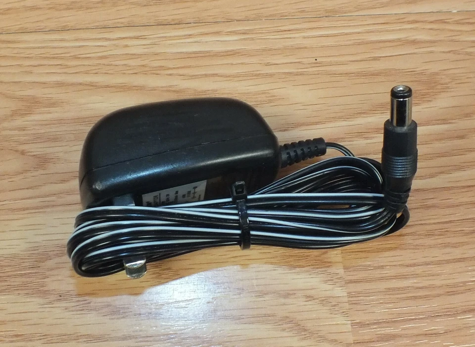 Jensen RF Modulator Video / Audio Converter Recoton (DVD647) Home & Office Use! - Image 2 of 4