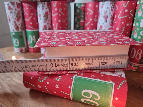 Adventskalender zum selbst befüllen 24 stabile Bücher, je 11x13x3,5 cm - Bild 5 von 6
