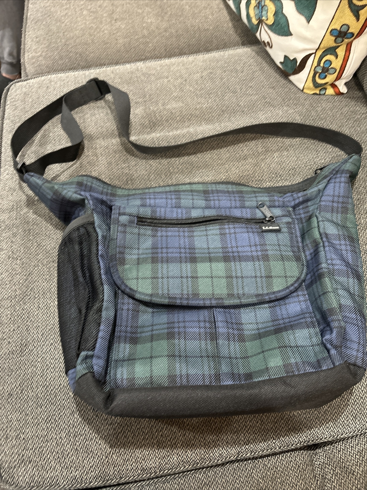 LL Bean Shoulder Bag Tote Multipocketed Adjustable Strap Green Tartan