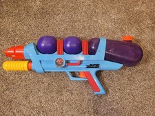 Vintage Super Soaker XP110 Larami 1997 9711-0 Xtra Power Water Gun
