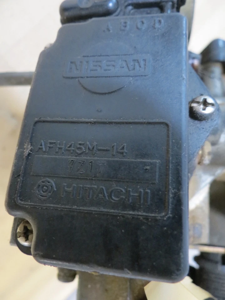 87 88 89 1987-1989 Nissan D21 Pathfinder 2,4 L carrocería del acelerador de combustible MASA AFH45M-14 Foto 3 de 4