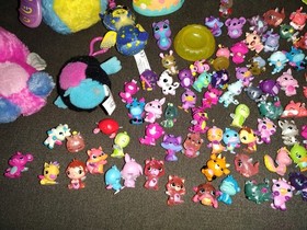 95 Hatchimals CollEGGtibles Lot Figures Hatchery Nursery Tree Playset Case