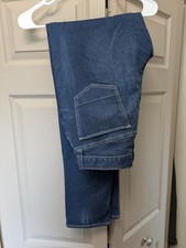 Banana Republic Travel Jean Athletic Fit Mens 32x36 Tapered Medium Wash Stretch