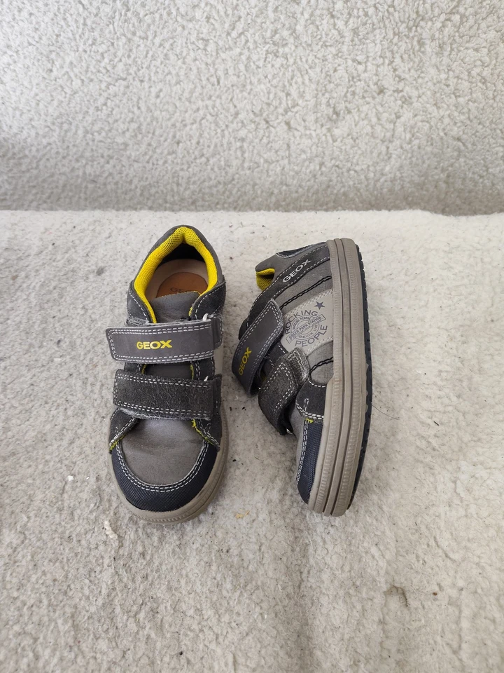 Geox Niños Tenis 10 Gris Gamuza Correa Transpirable Antibacteriano Zapatos Cómodos Foto 4 de 4