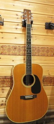 Martin D-35 with Martin Black Mold Hard Made in 1978 Acoustic