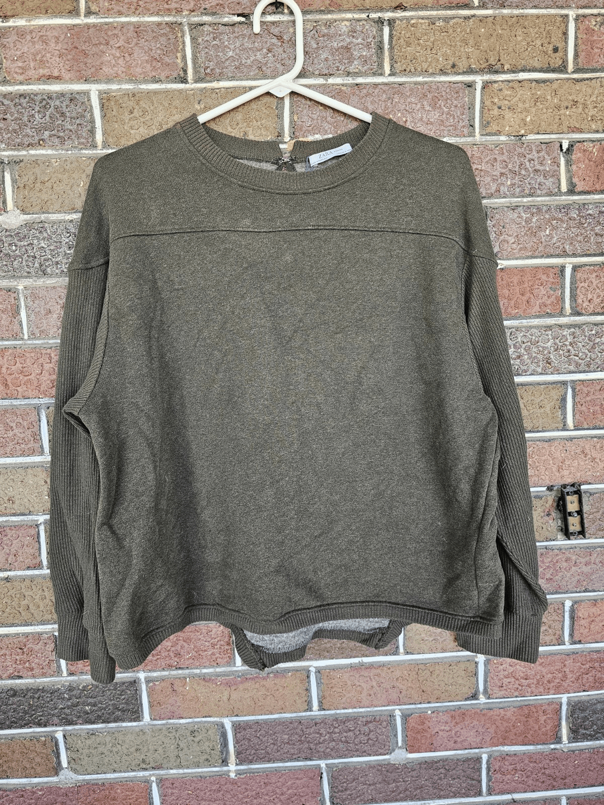 Zara Woman Olive Green Mixed Media Sweatshirt Medium Ribbed Back Patch ...